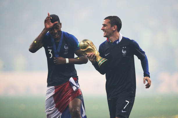 夏窗的序幕 夏窗的序幕